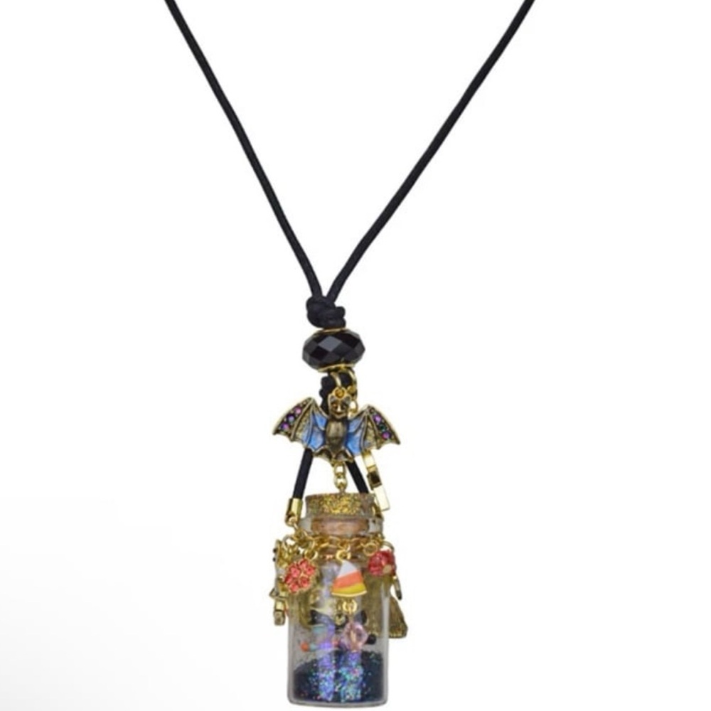 KIRKS FOLLY  WITCHES BREW - WITCH IN A BOTTLE NECKLACE goldtone  HALLOWEEN